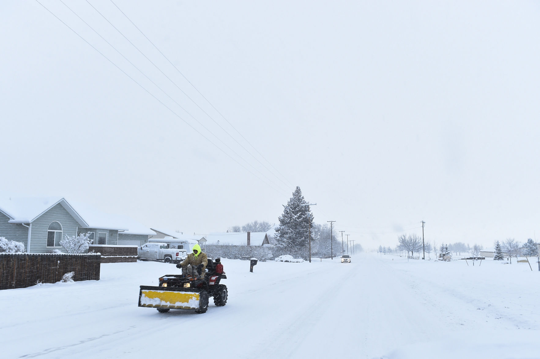 Overnight storm blankets Helena in snow